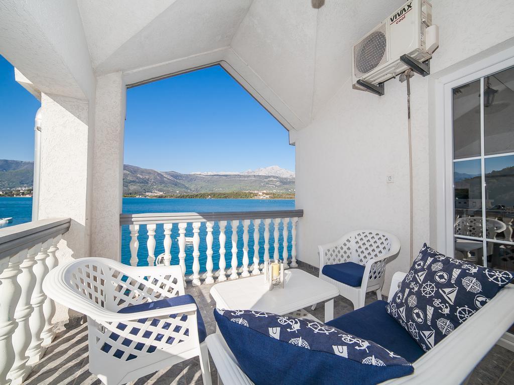 Apartments Elena Tivat Eksteriør bilde